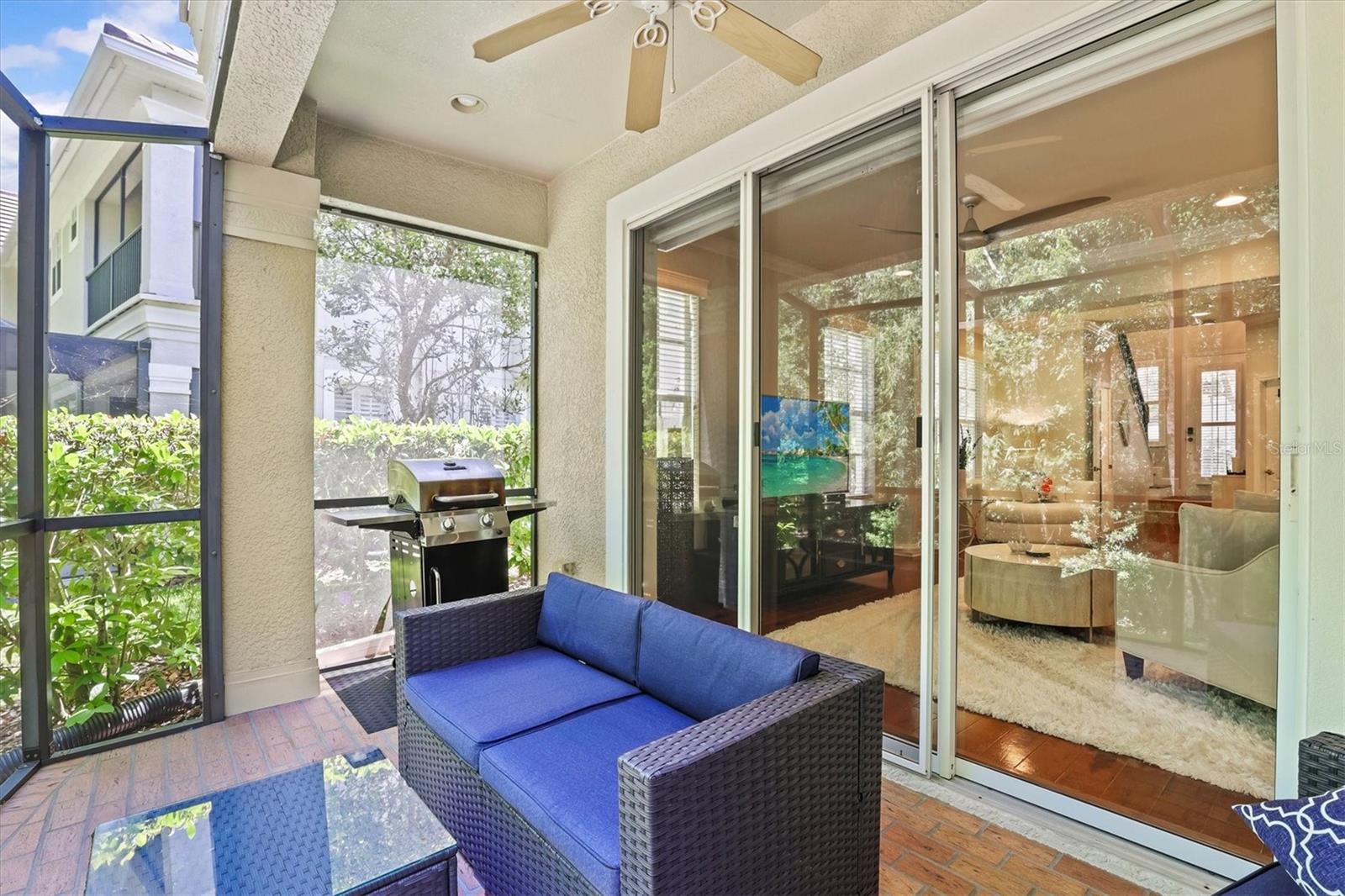 PROVENCE TOWNHOMES AT WATERCHASE - Residential Lease