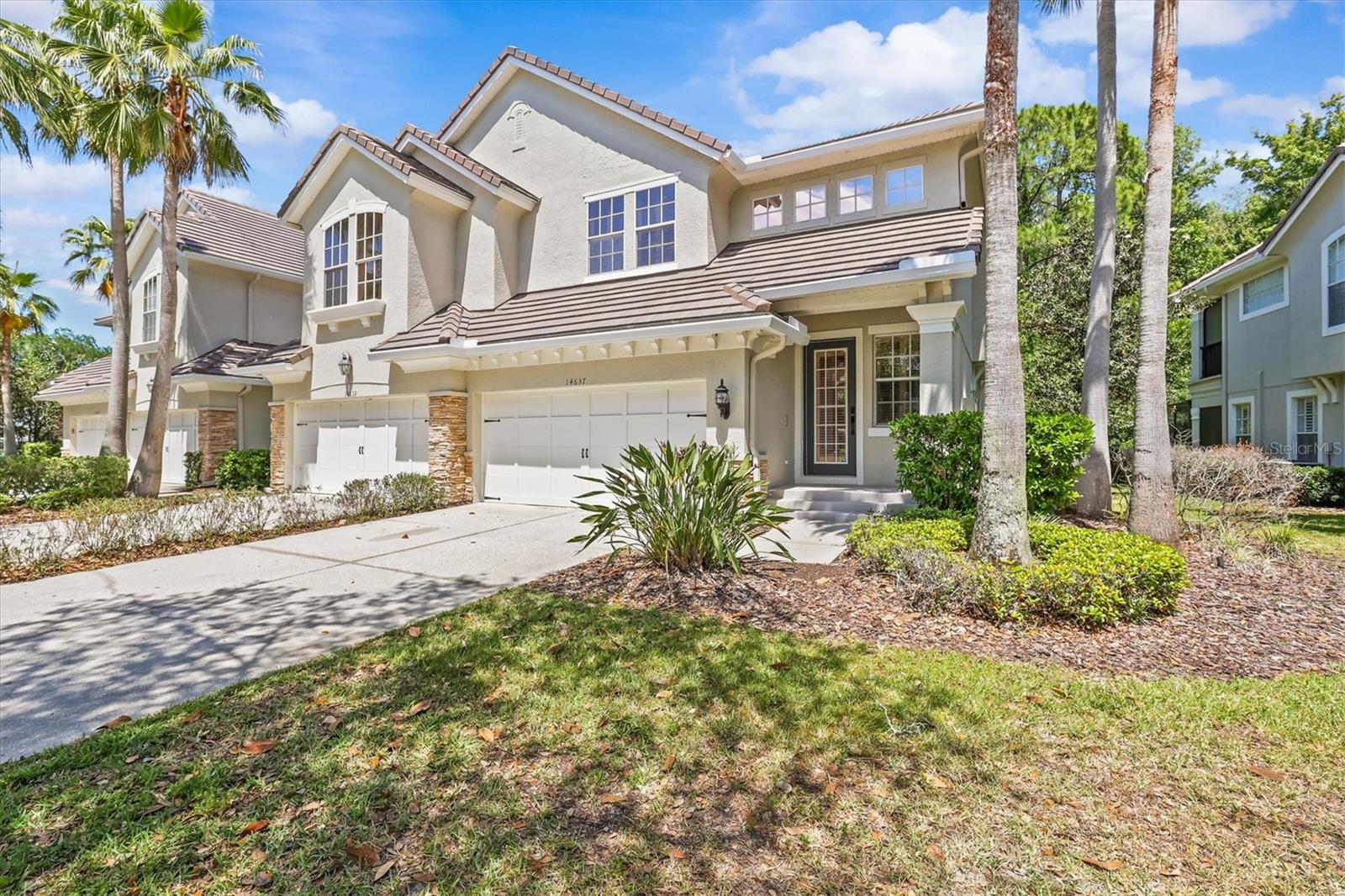 PROVENCE TOWNHOMES AT WATERCHASE - Residential Lease