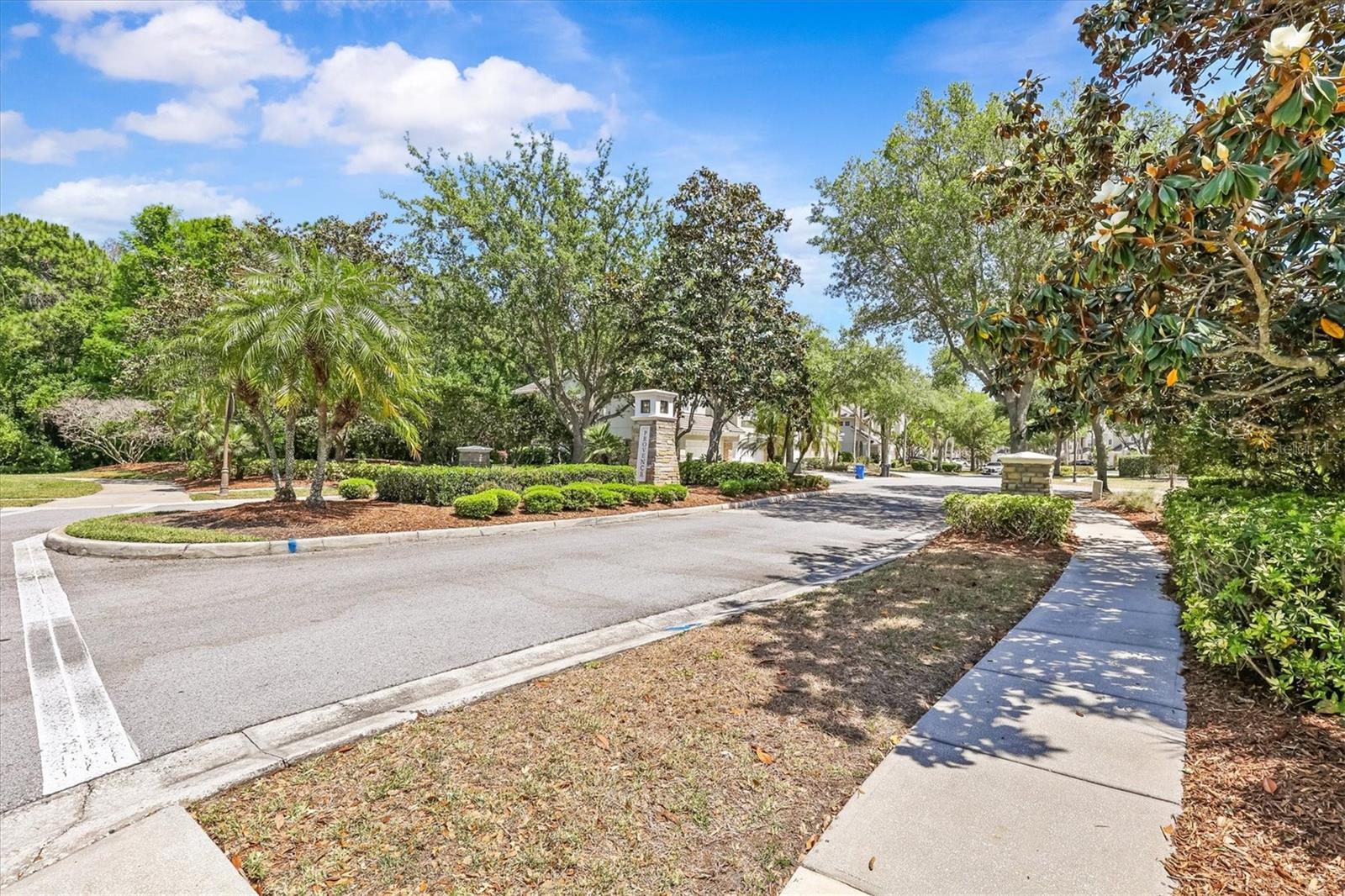 PROVENCE TOWNHOMES AT WATERCHASE - Residential Lease