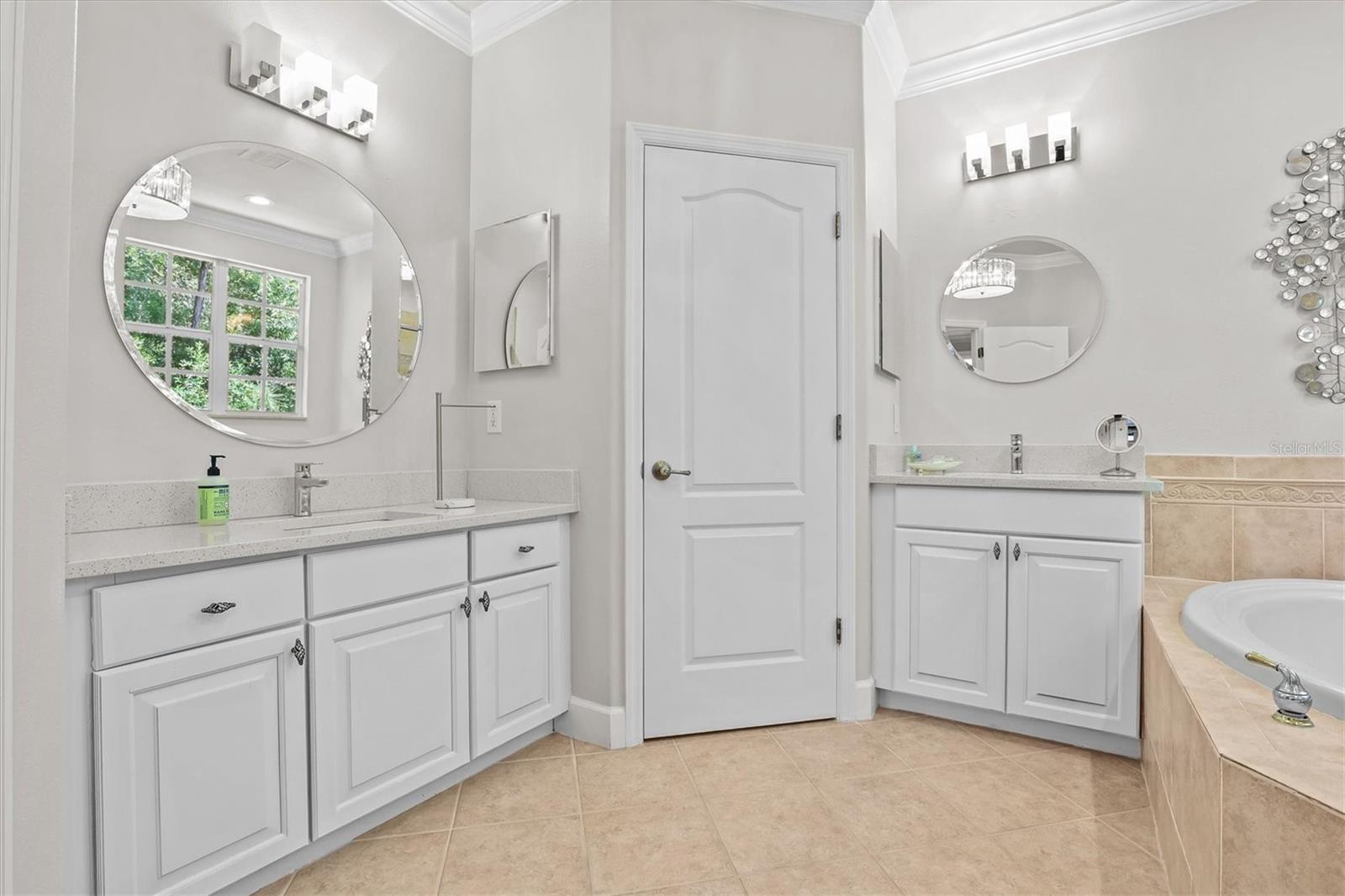 PROVENCE TOWNHOMES AT WATERCHASE - Residential Lease