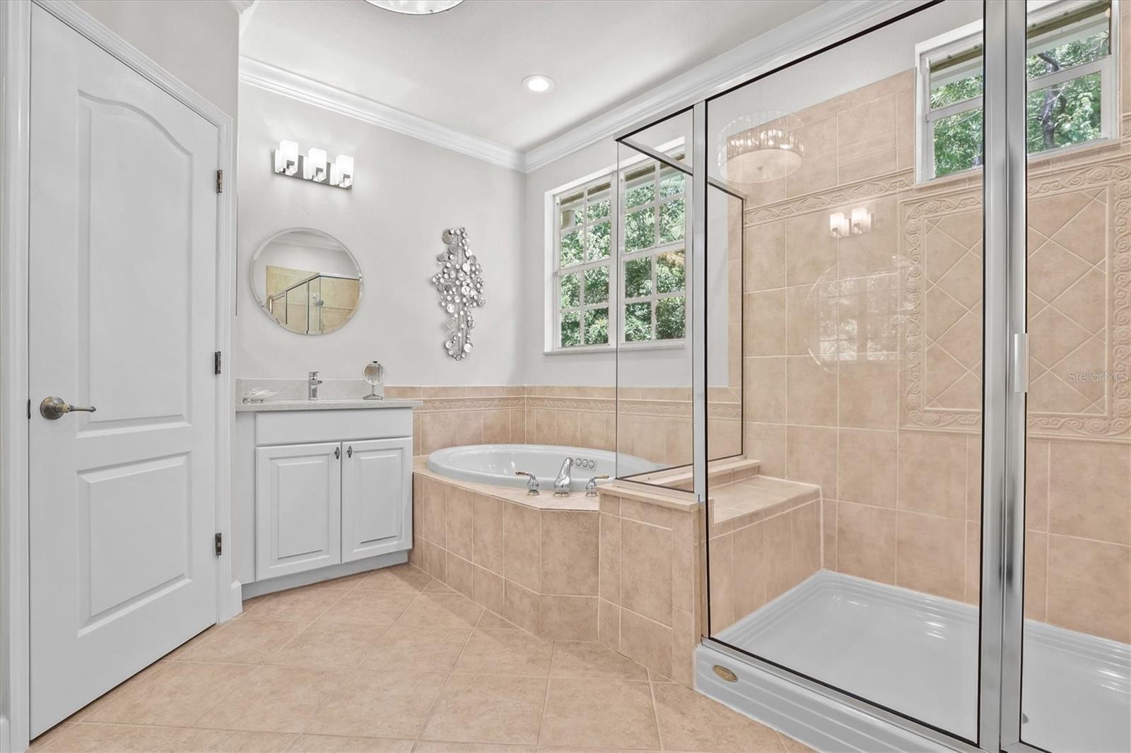 PROVENCE TOWNHOMES AT WATERCHASE - Residential Lease