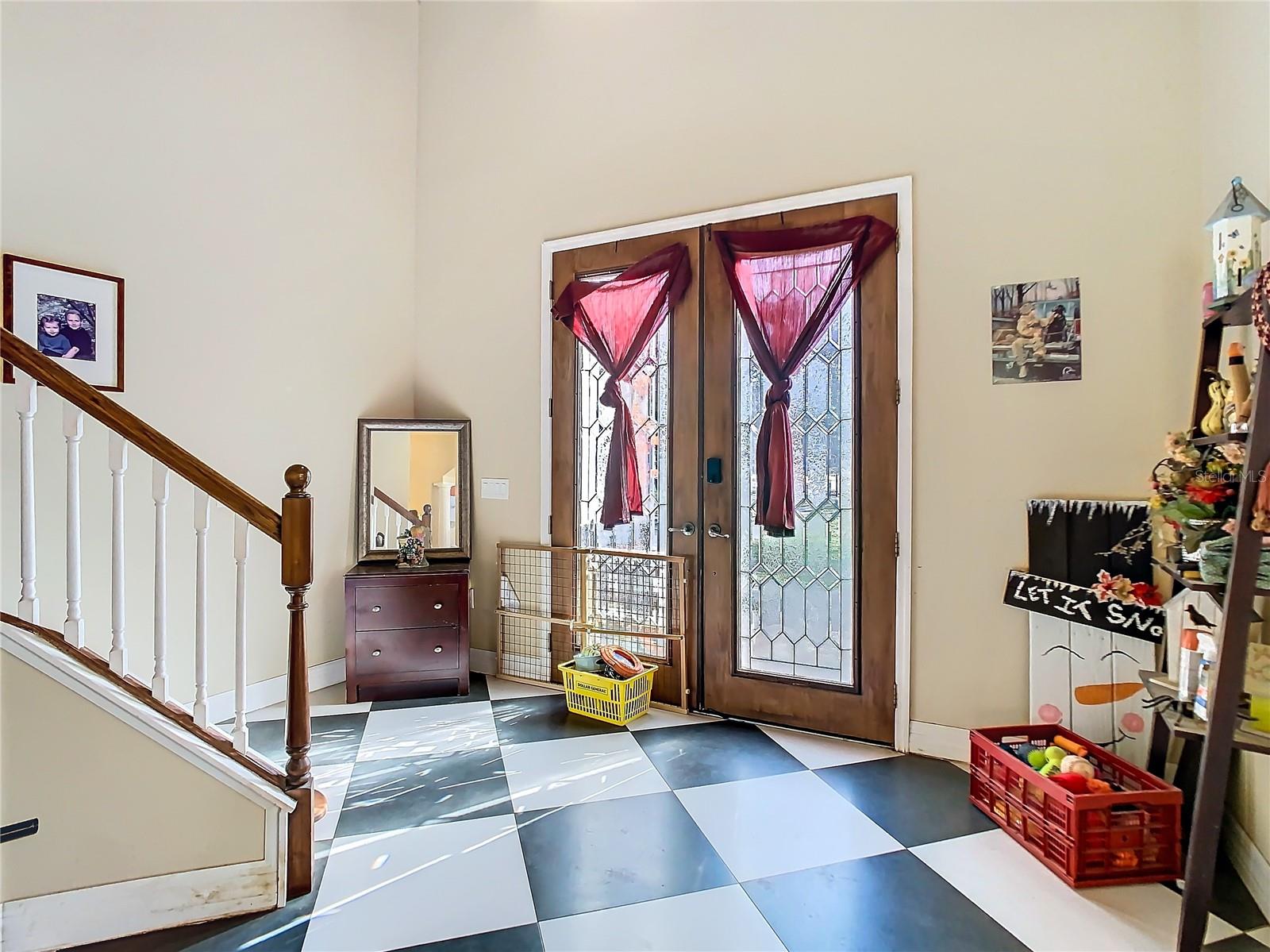 ROYAL HIGHLANDS - Residential