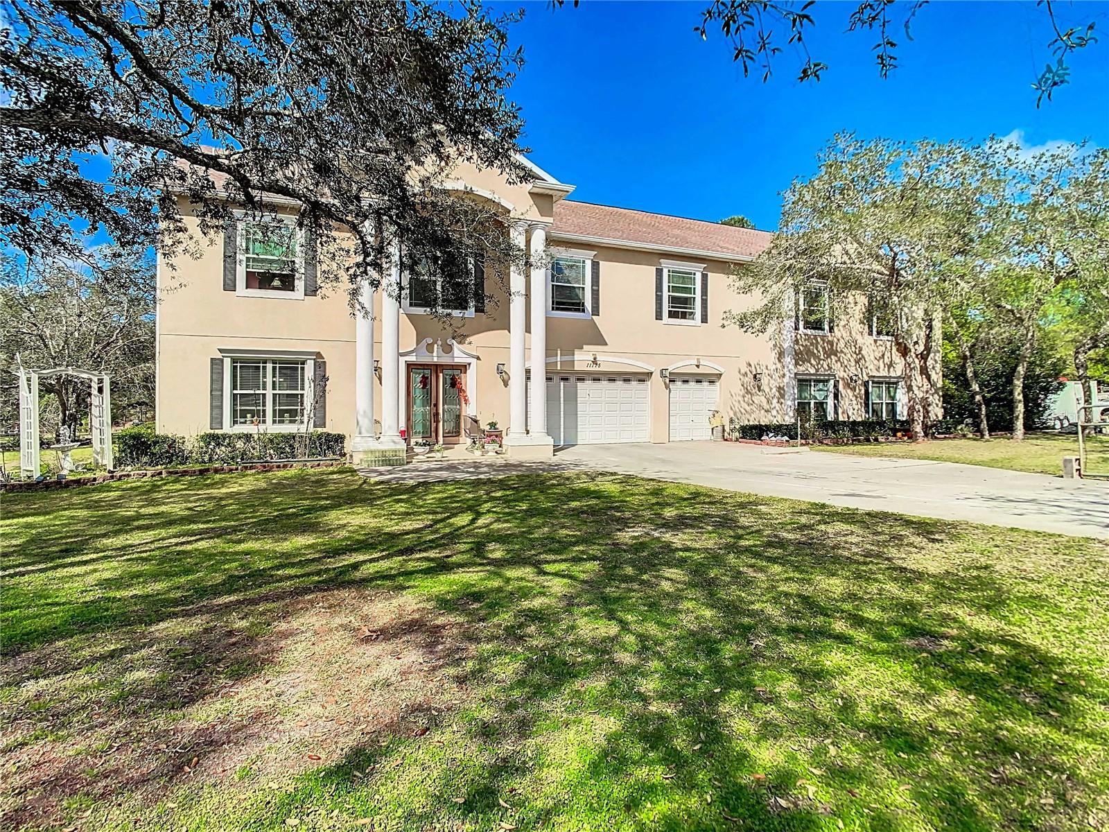 ROYAL HIGHLANDS - Residential