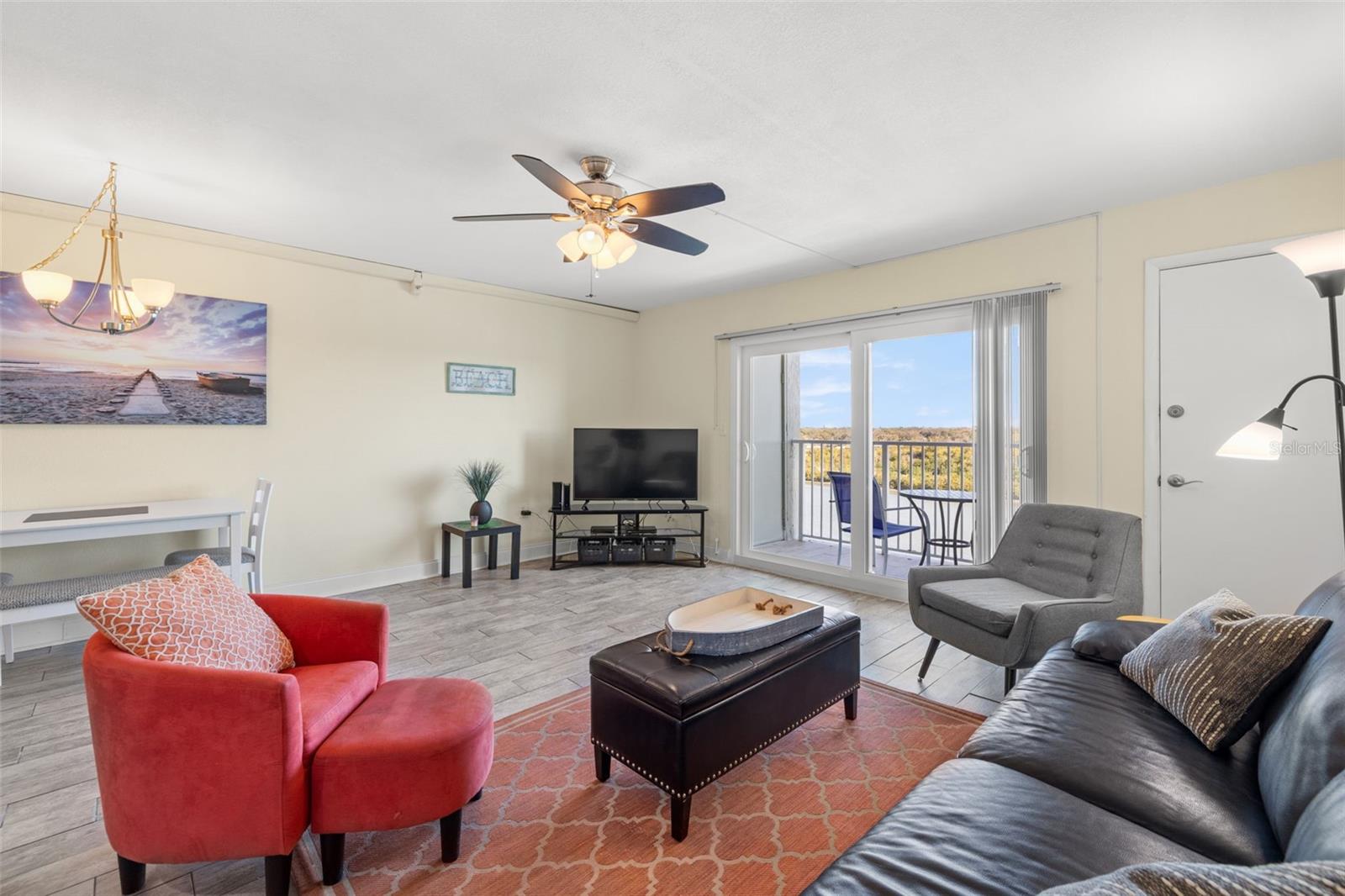 HOLIDAY VILLAS 3 - Residential