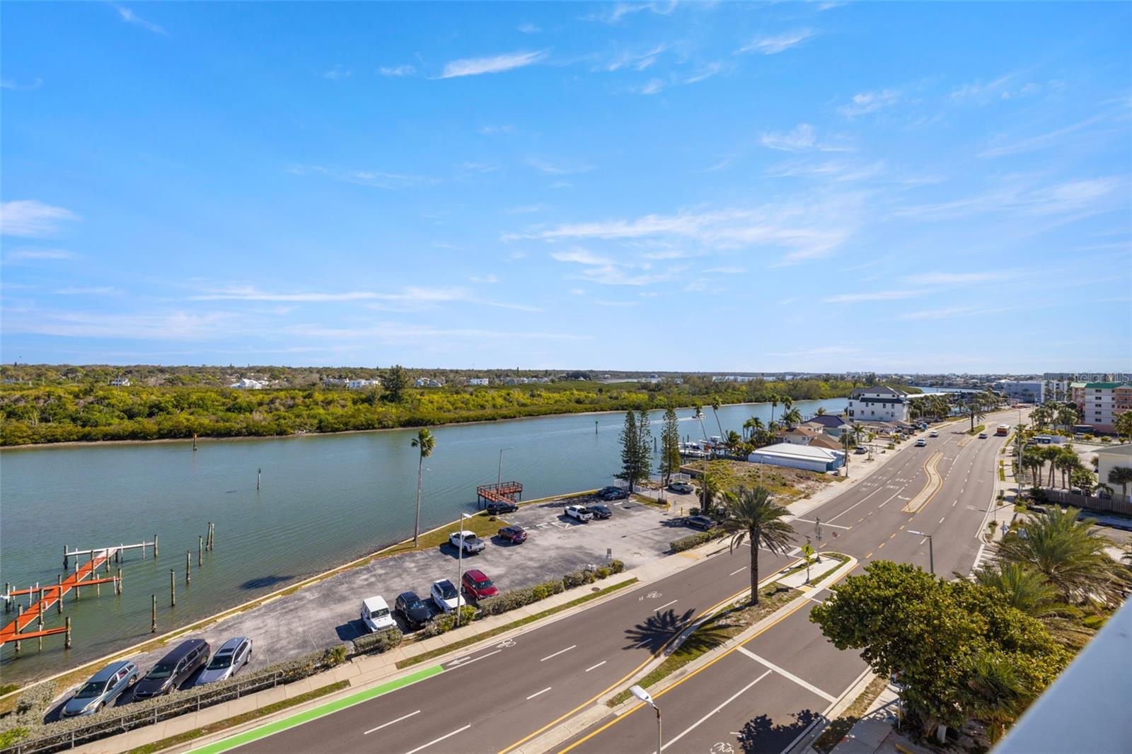 HOLIDAY VILLAS 3 - Residential