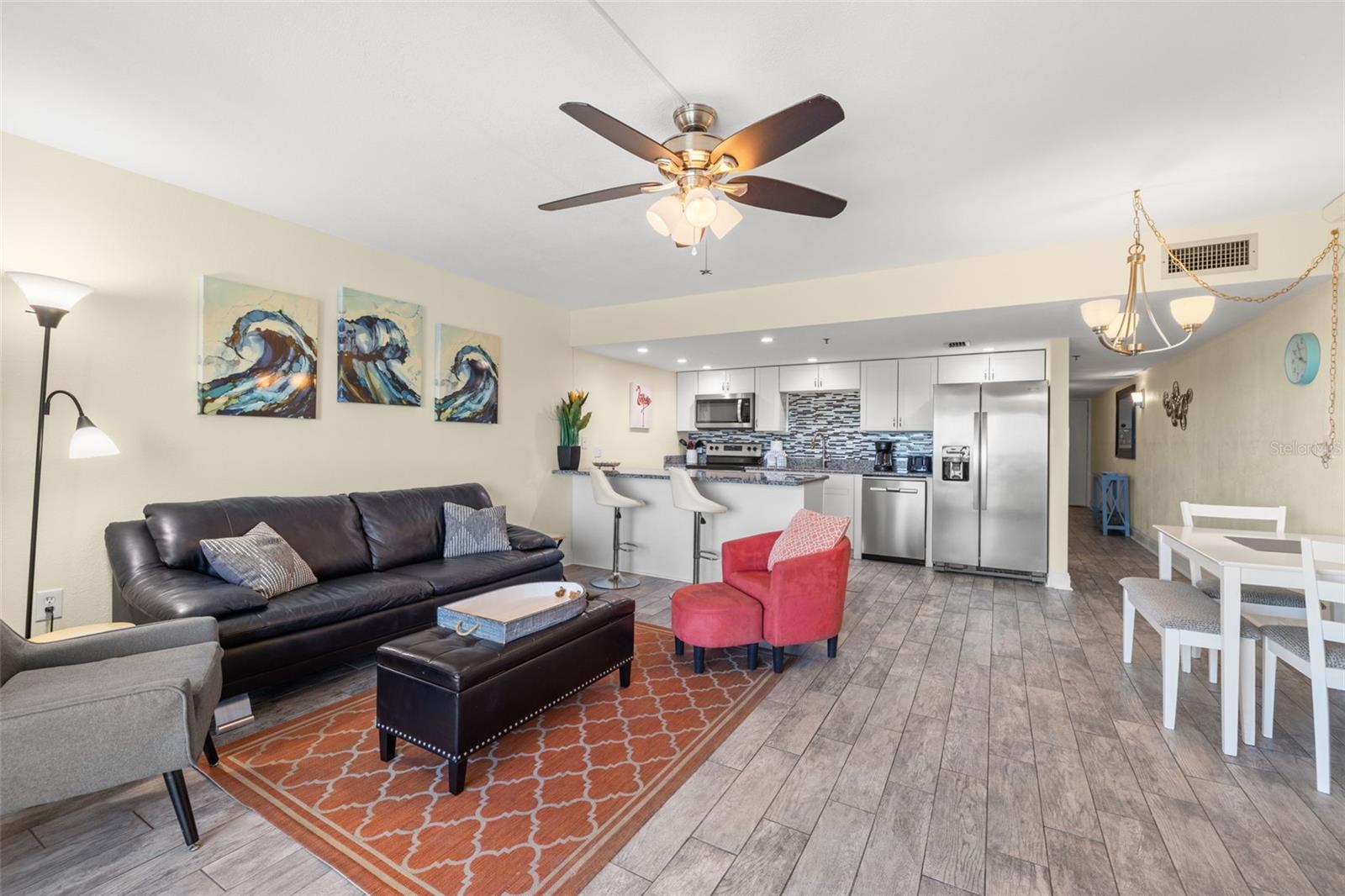 HOLIDAY VILLAS 3 - Residential