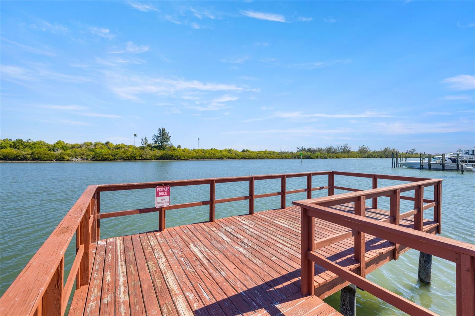 HOLIDAY VILLAS 3 - Residential