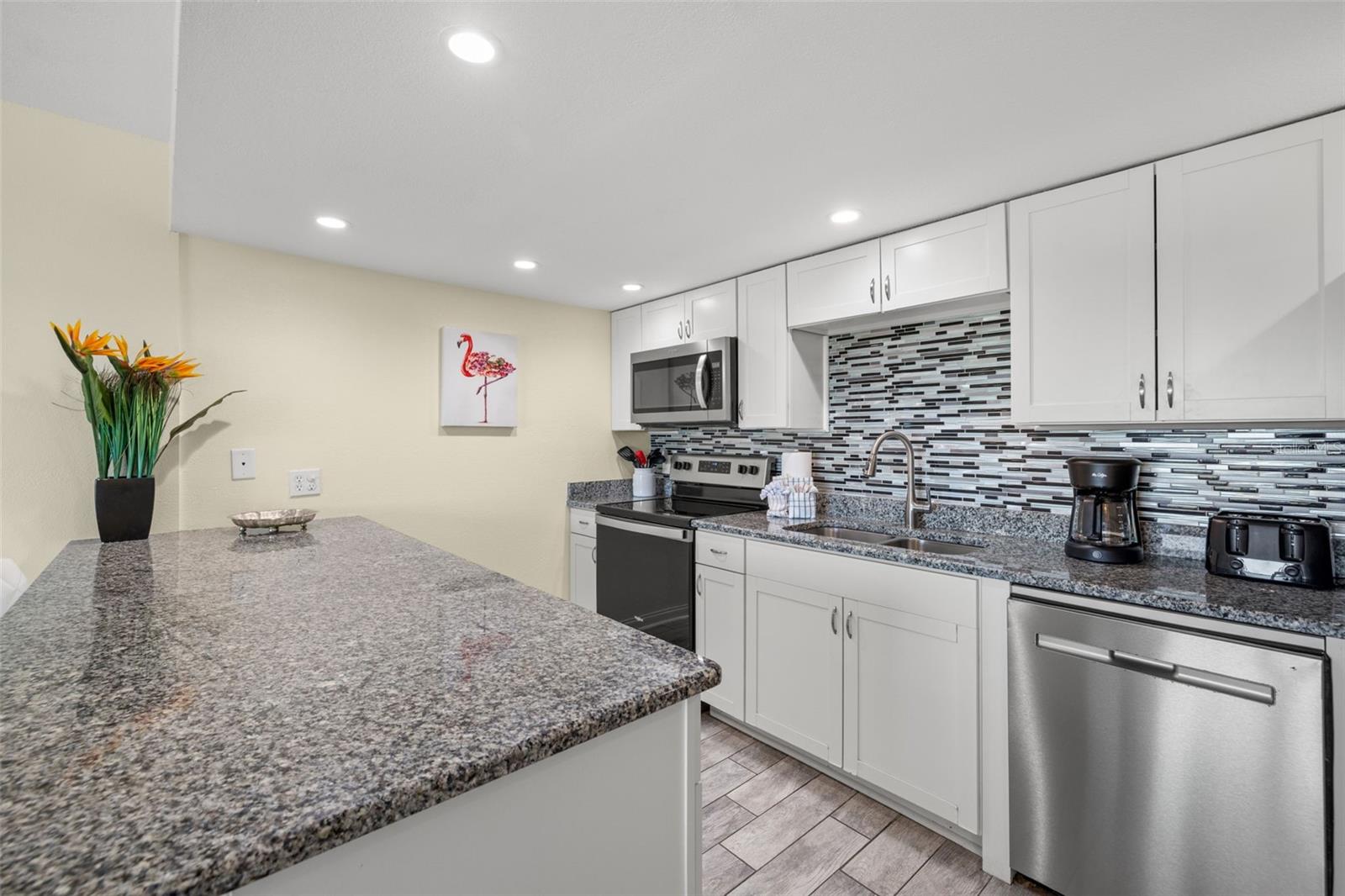 HOLIDAY VILLAS 3 - Residential