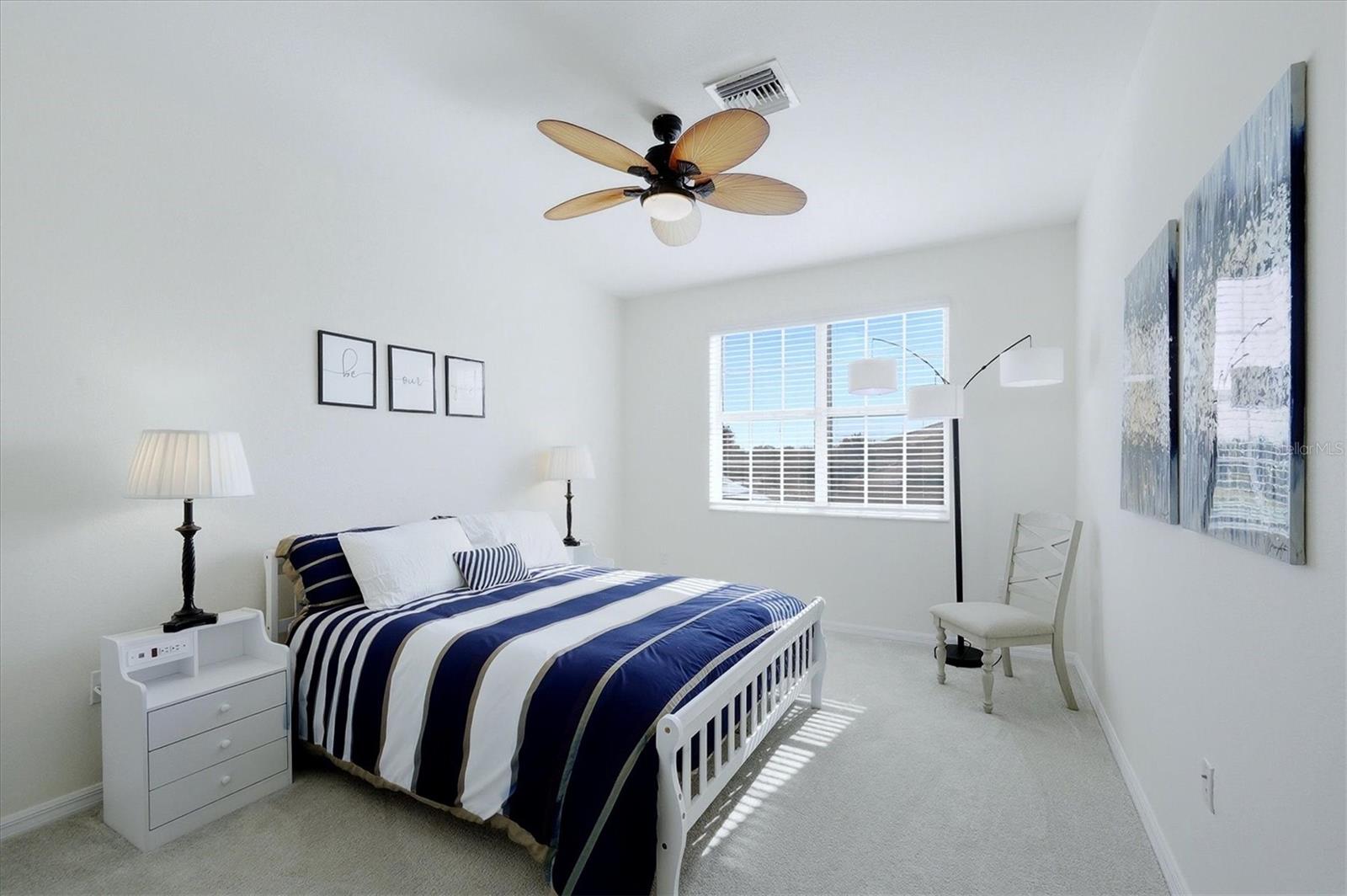 COACH HOMES I/HERITAGE LNDG PH - Residential