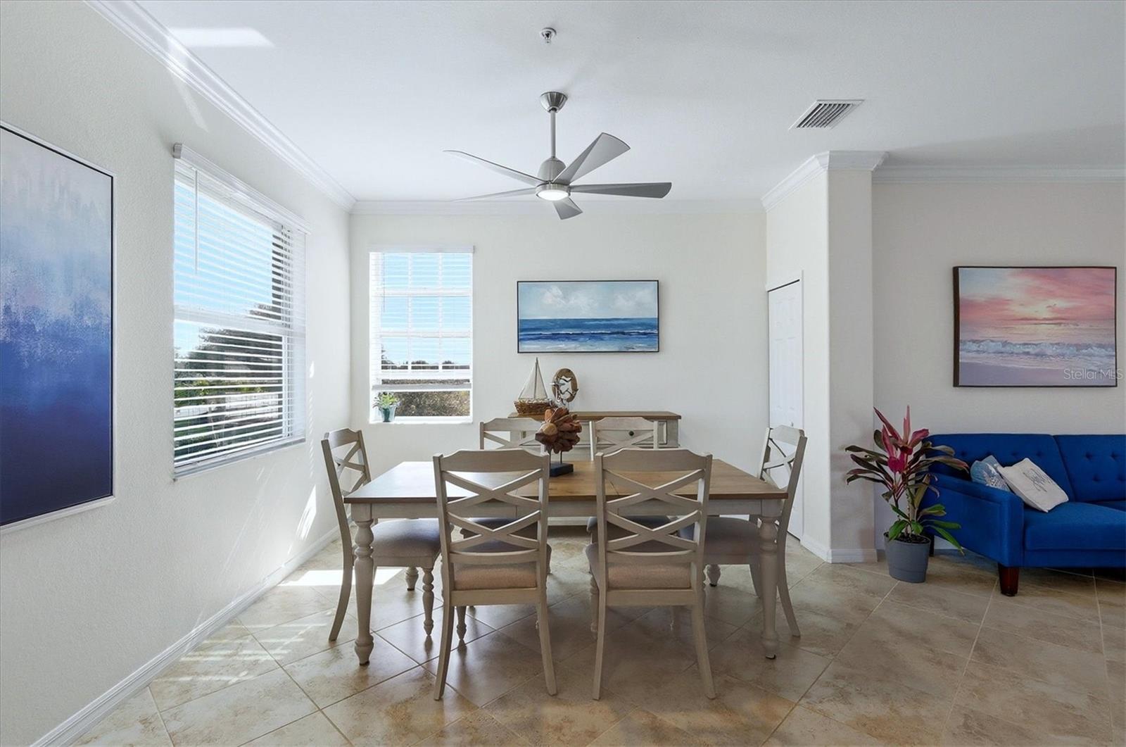 COACH HOMES I/HERITAGE LNDG PH - Residential