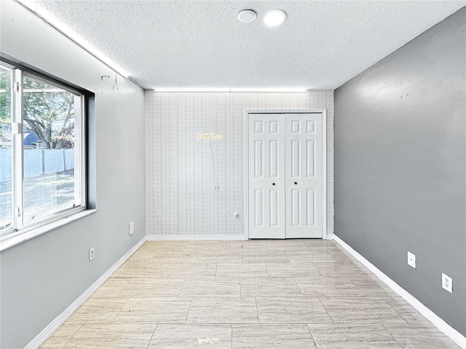 PEBBLE POINTE UNIT 1 - Residential