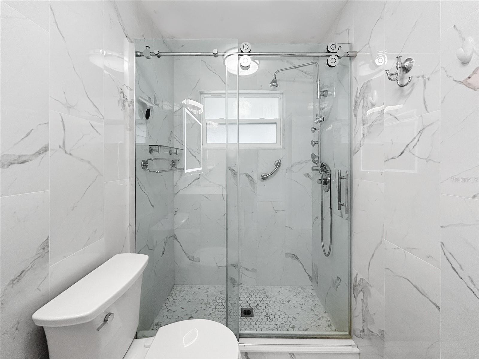 PEBBLE POINTE UNIT 1 - Residential