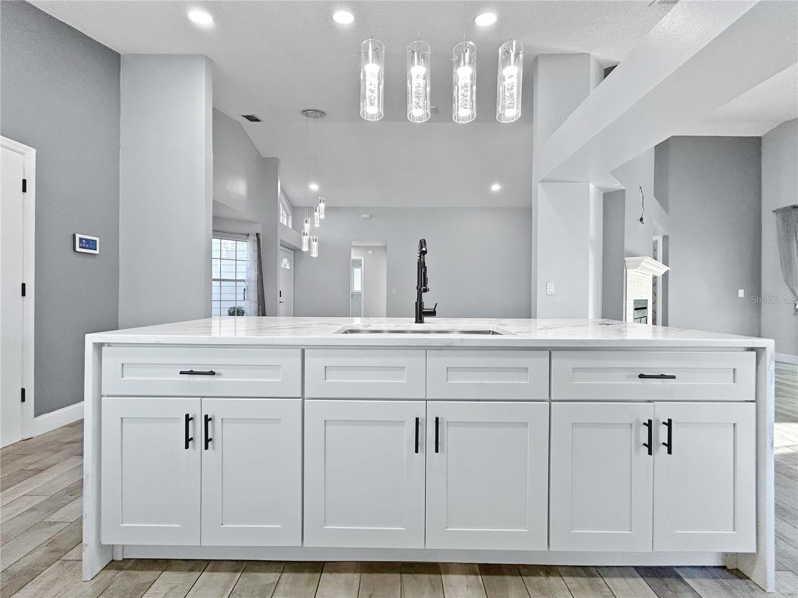 PEBBLE POINTE UNIT 1 - Residential