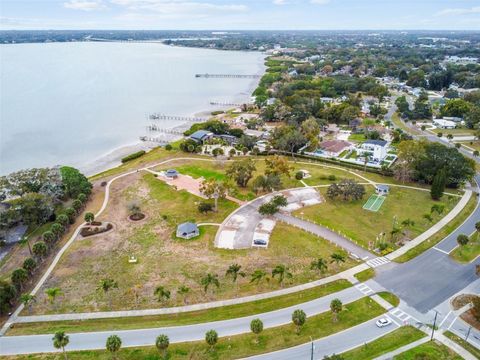 A home in OLDSMAR