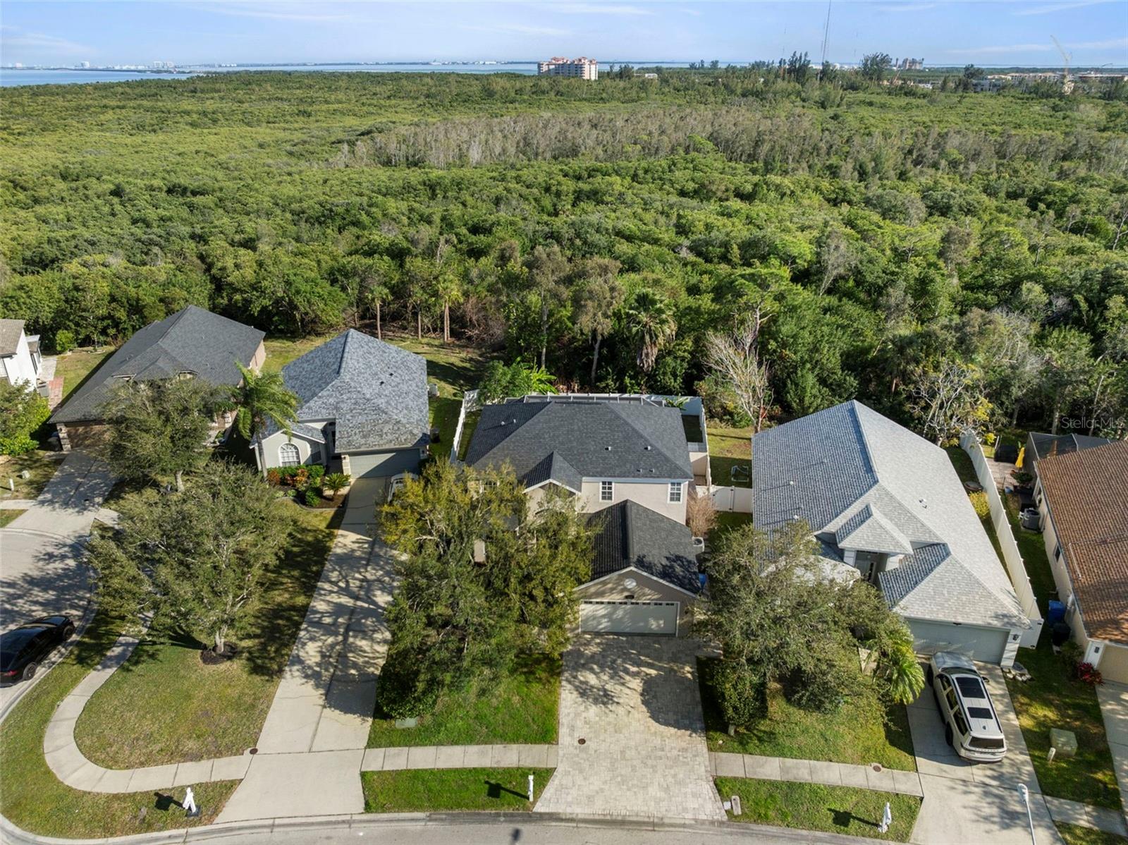 834 ADDISON DRIVE NE