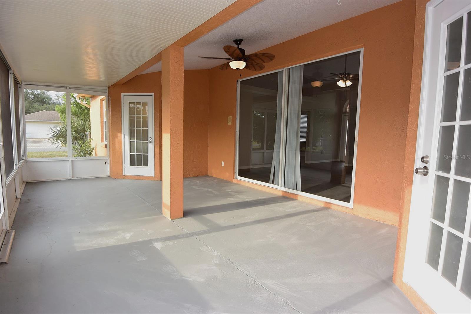SPRING HILL - Residential