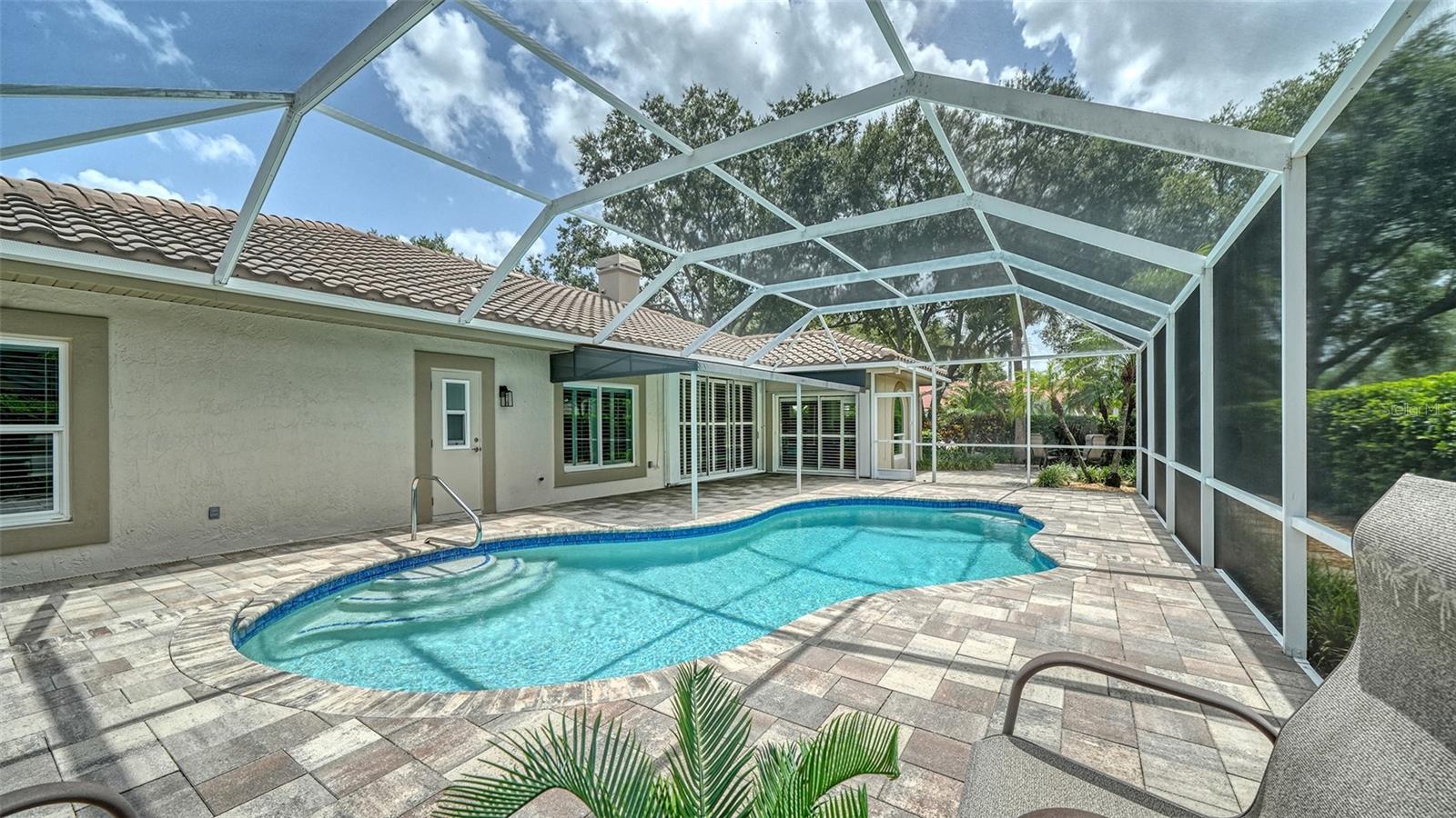 4322 HIGHLAND OAKS CIRCLE