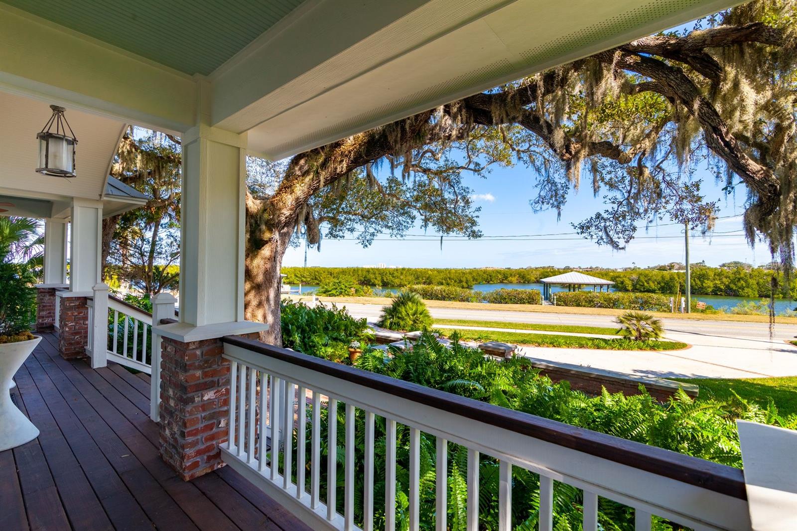 Chas Dougherty - Residential