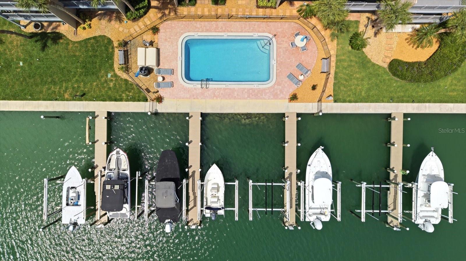 CAPRI LANDINGS CONDO - Residential