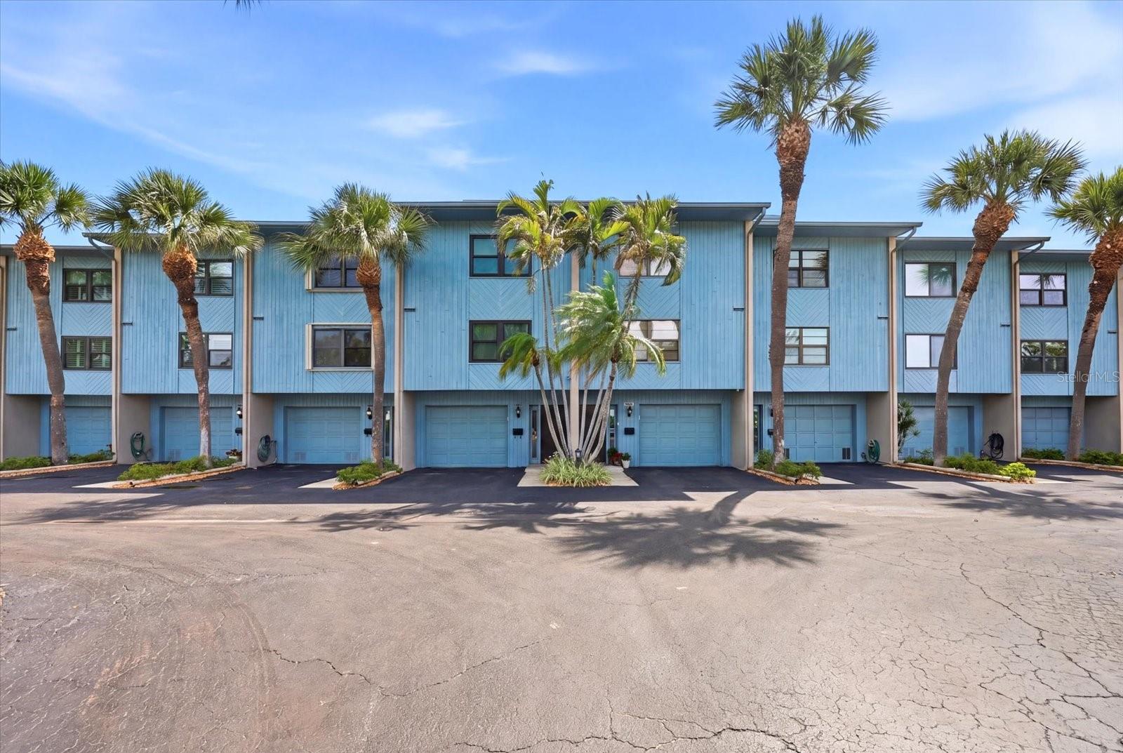 CAPRI LANDINGS CONDO - Residential