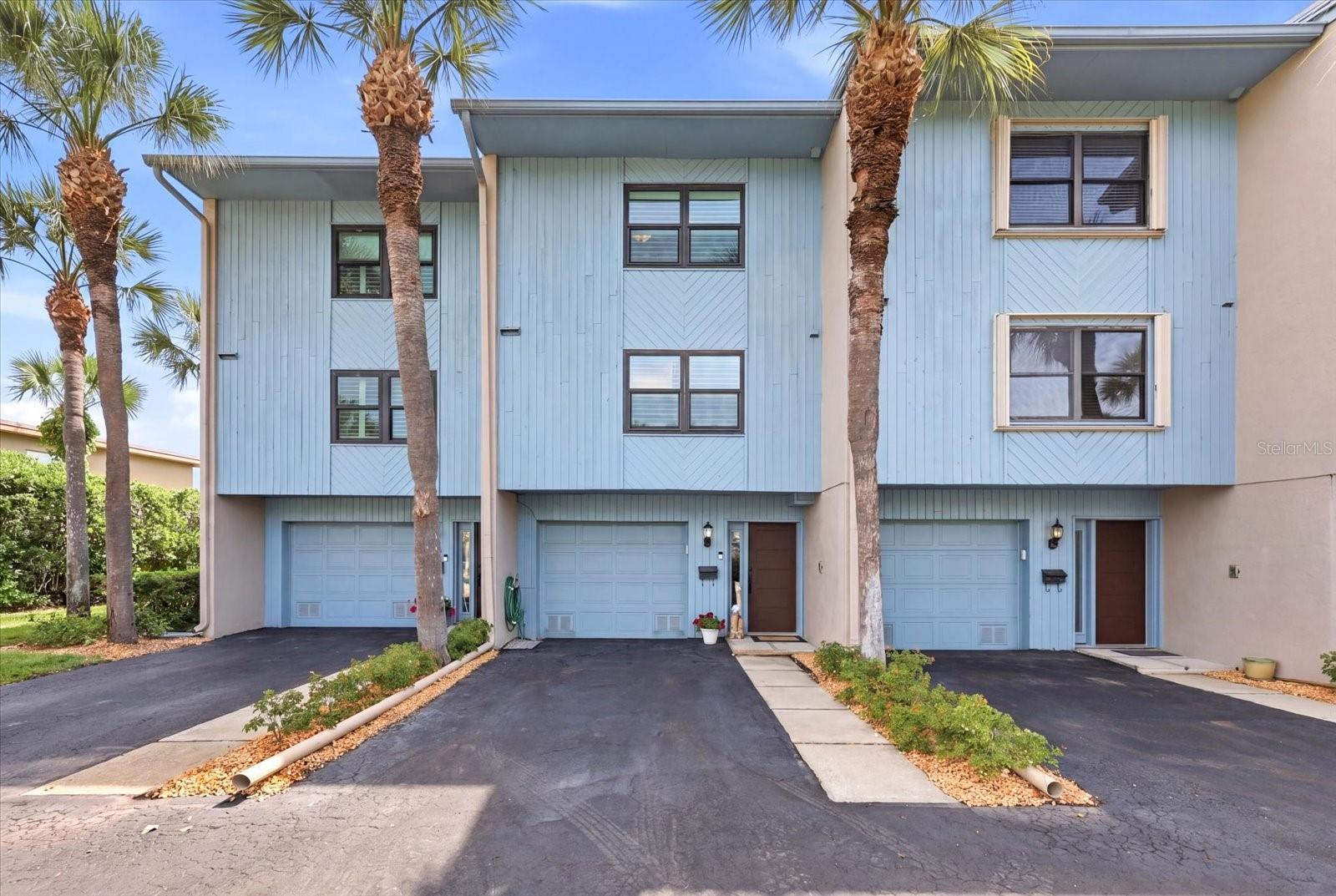 CAPRI LANDINGS CONDO - Residential