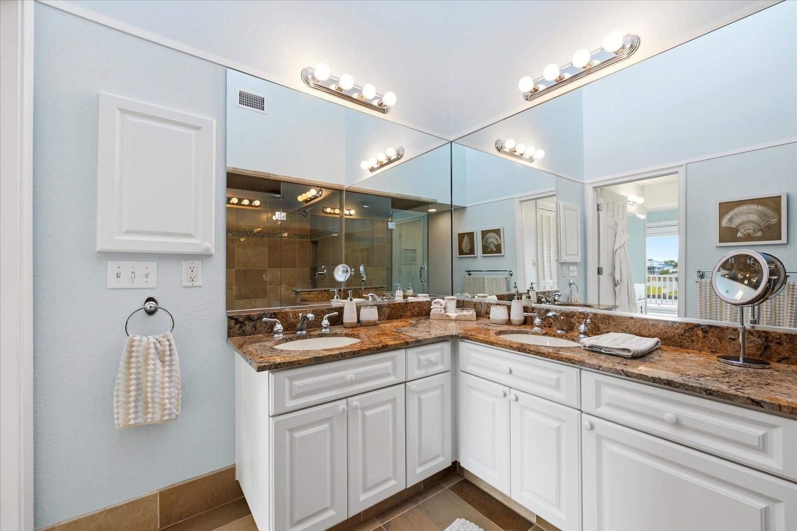 CAPRI LANDINGS CONDO - Residential