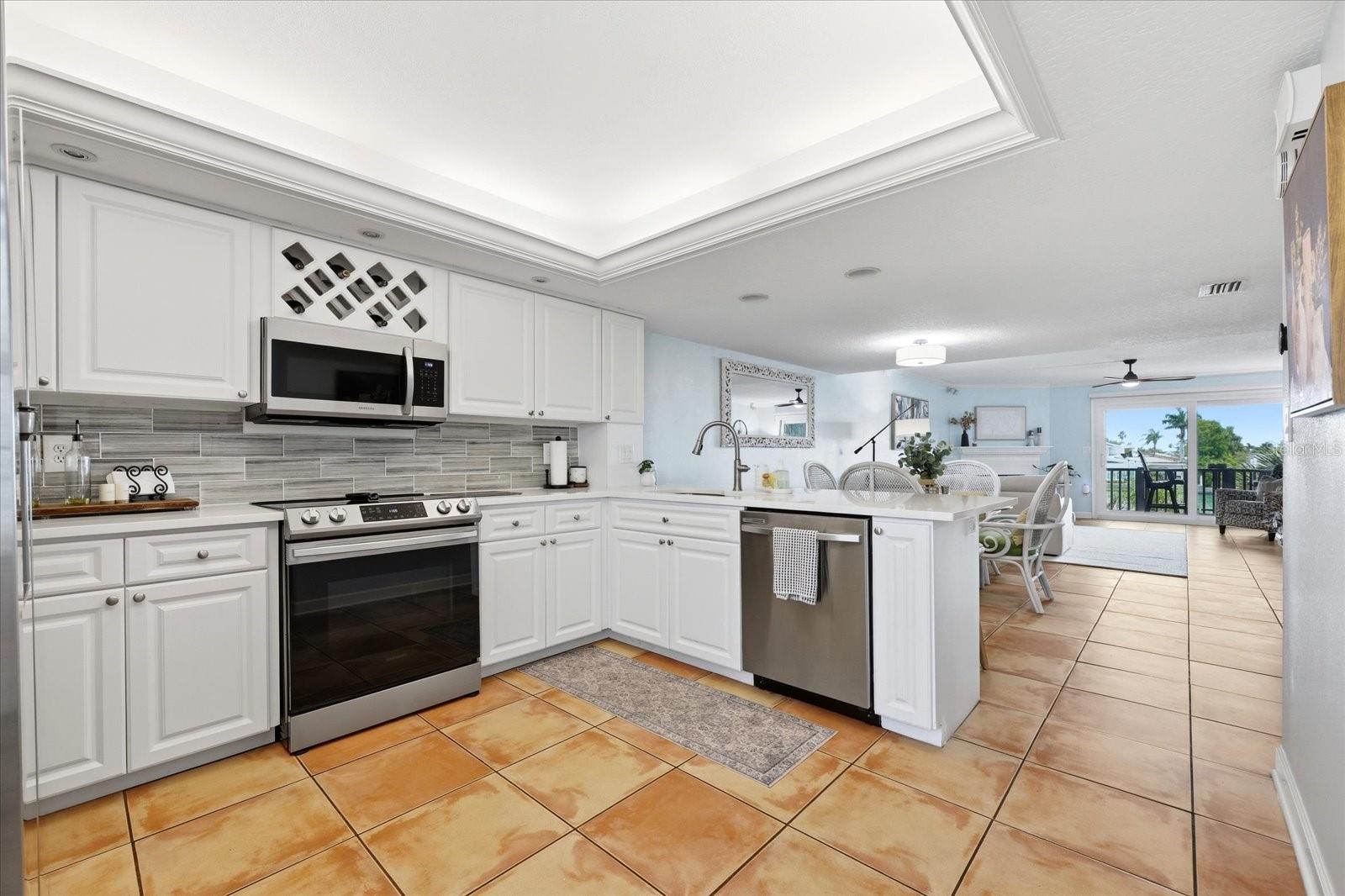 CAPRI LANDINGS CONDO - Residential