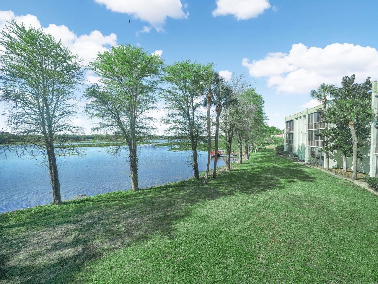 LAKESIDE VILLAGE 01 CONDO - Residential