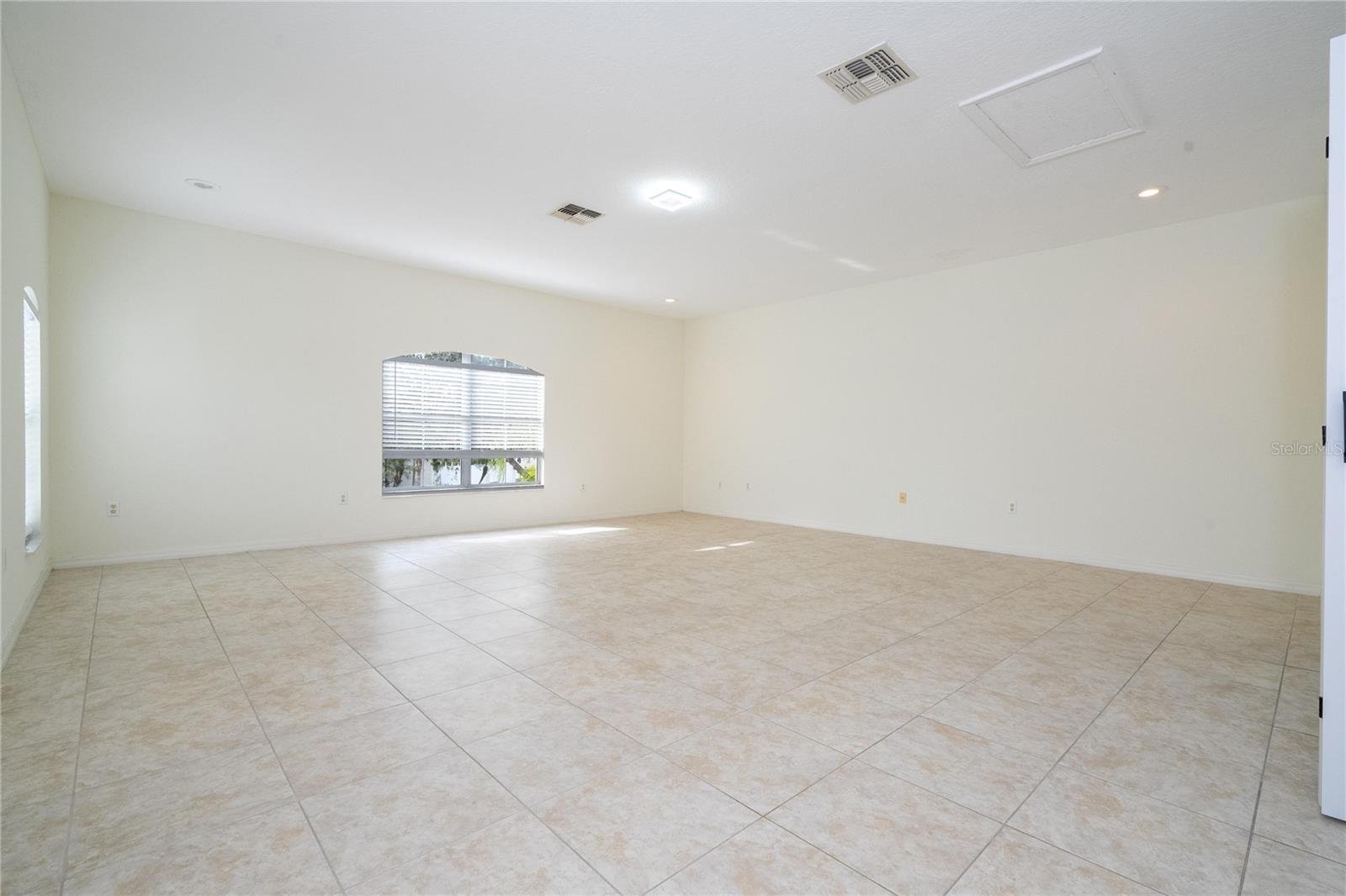 BELLALAGO PH 4P - Residential