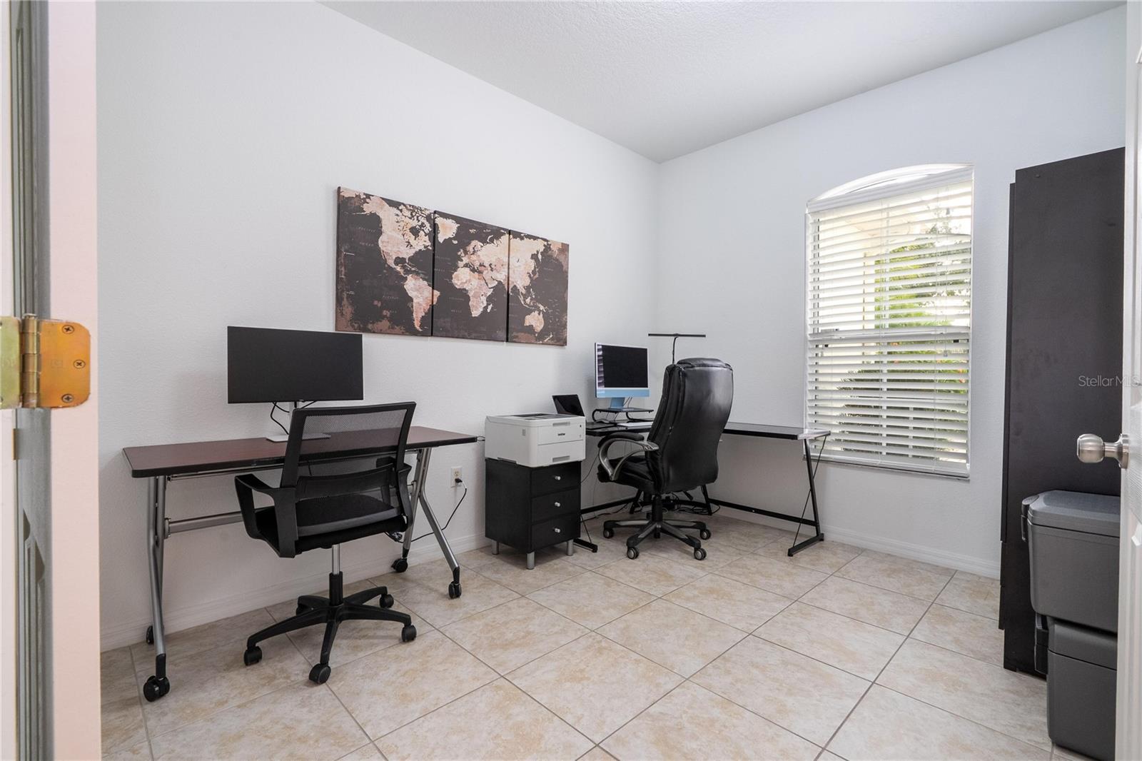 BELLALAGO PH 4P - Residential