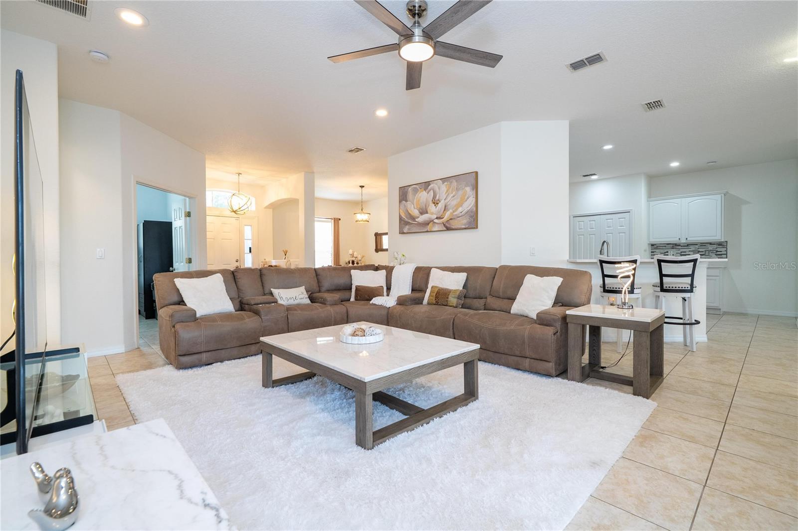 BELLALAGO PH 4P - Residential