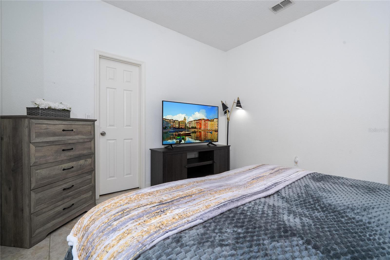 BELLALAGO PH 4P - Residential