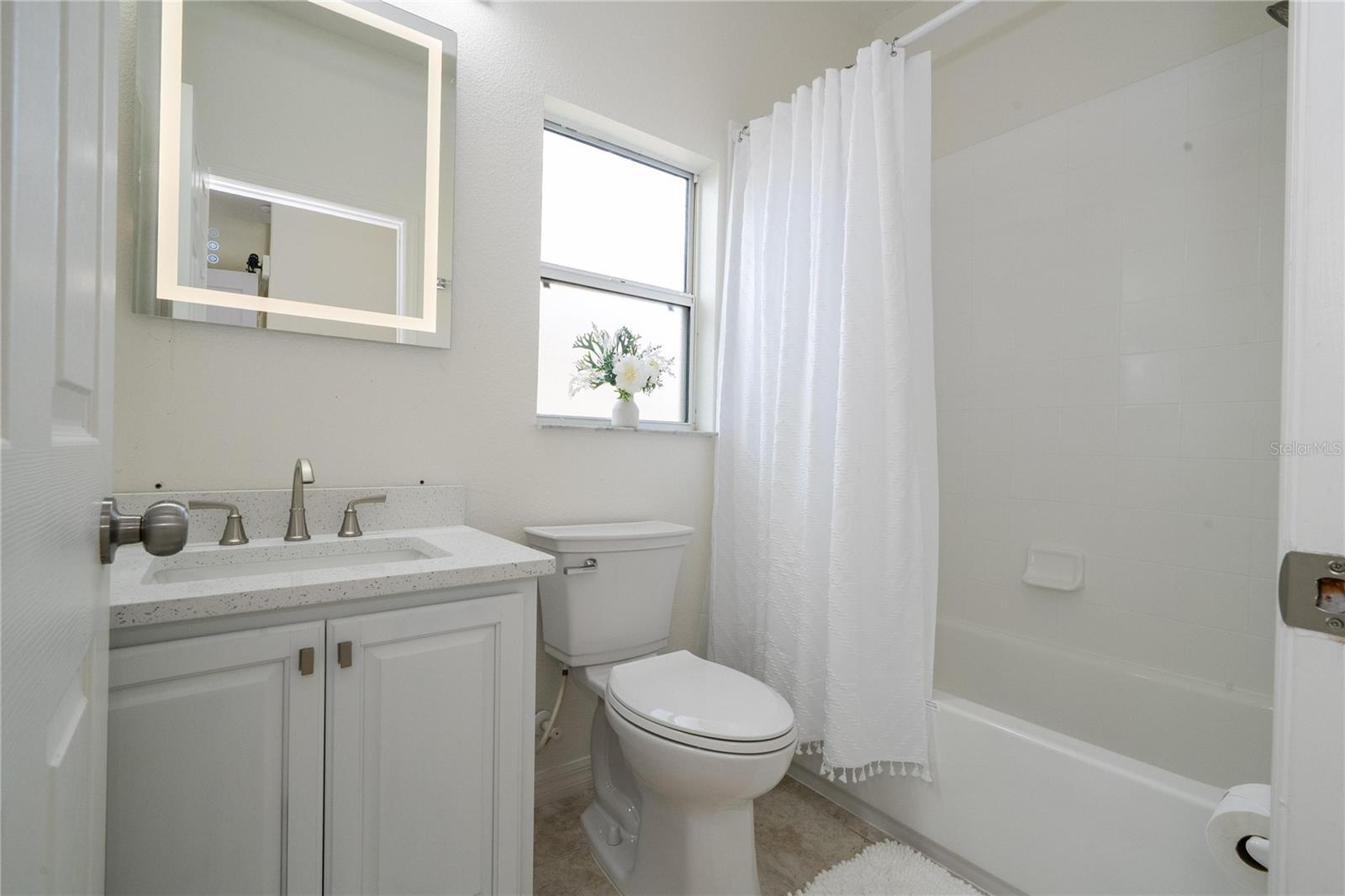 BELLALAGO PH 4P - Residential