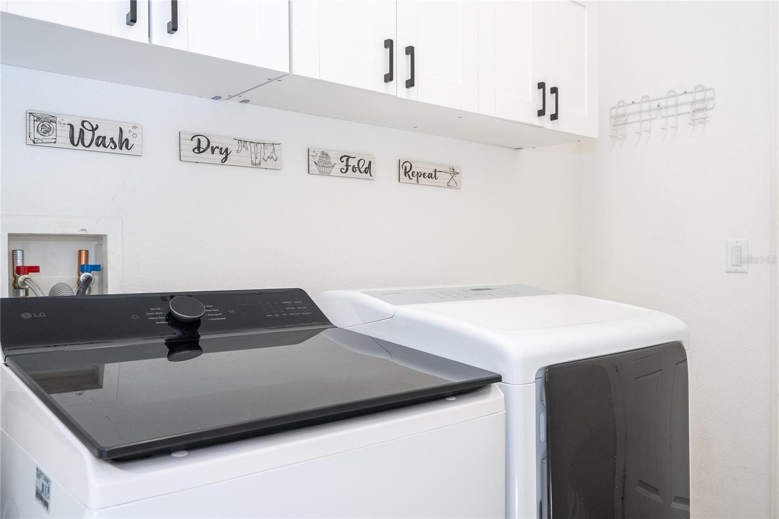 BELLALAGO PH 4P - Residential