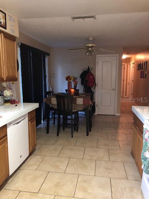 Pointer 01 - Residential