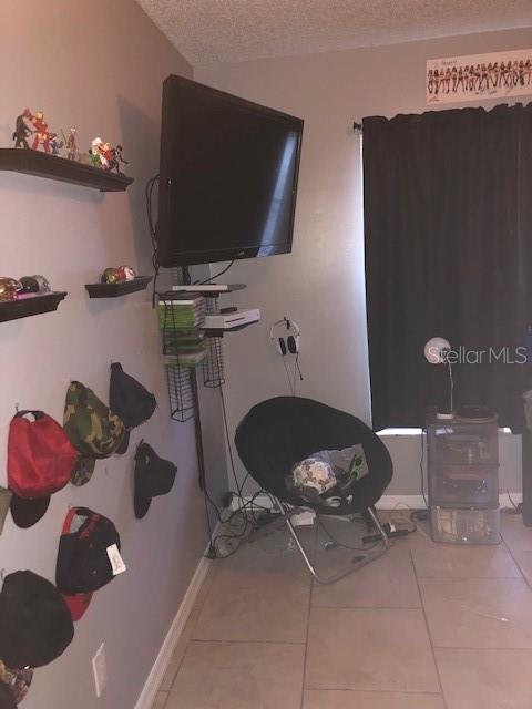 Pointer 01 - Residential