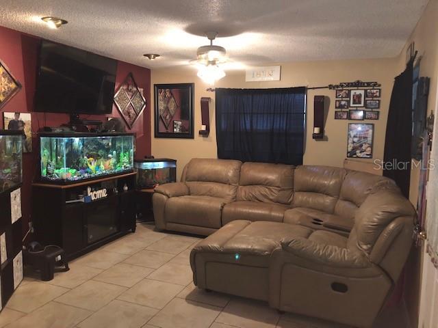 Pointer 01 - Residential