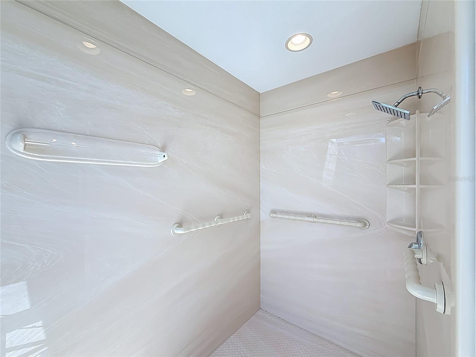 ORANGEWOOD ESTATES SUB SEC 2 - Residential