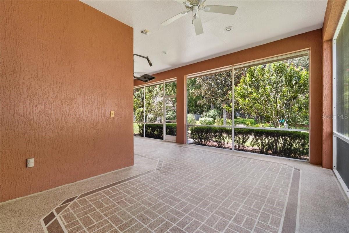 GARDNER OAKS - Residential