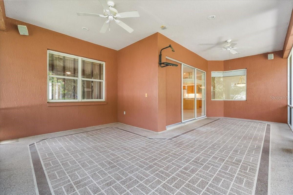 GARDNER OAKS - Residential