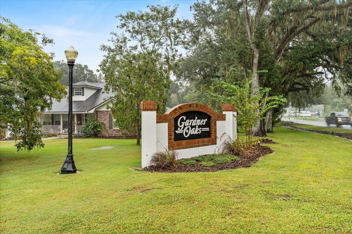 GARDNER OAKS - Residential