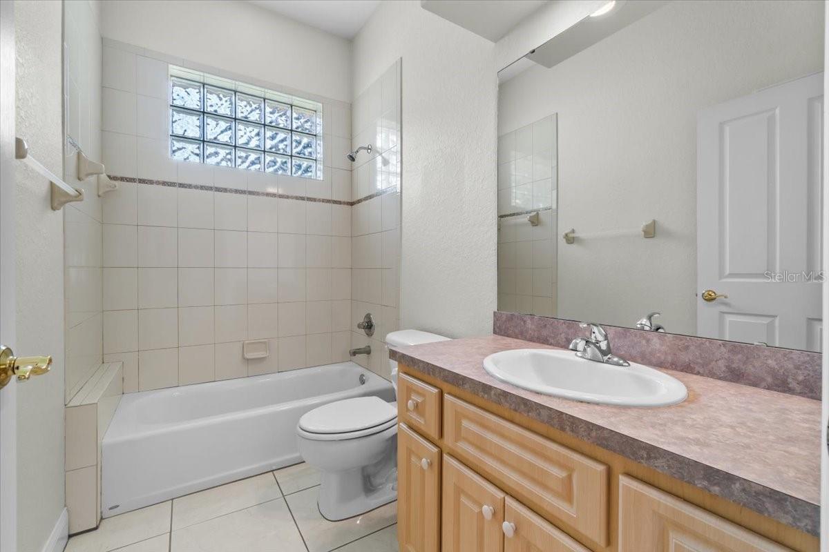 GARDNER OAKS - Residential