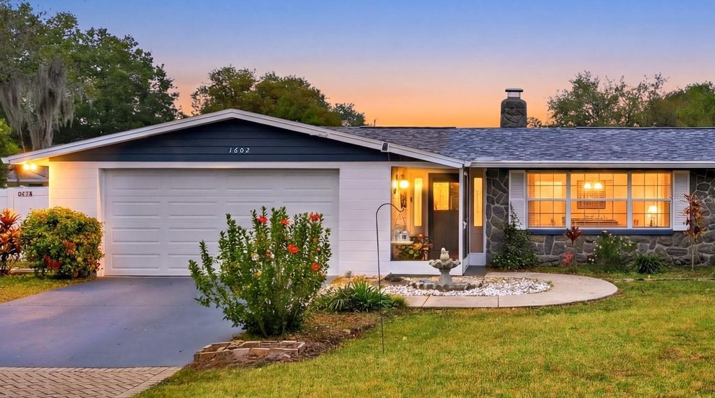 Photo of 1602 Alder Way, Brandon, FL 33510 (MLS # TB8469496)