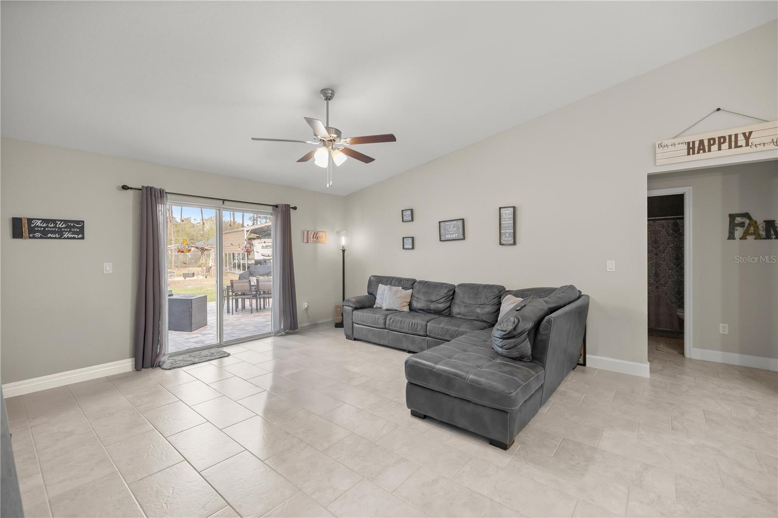 KINGSLAND COUNTRY ESTATE - Residential