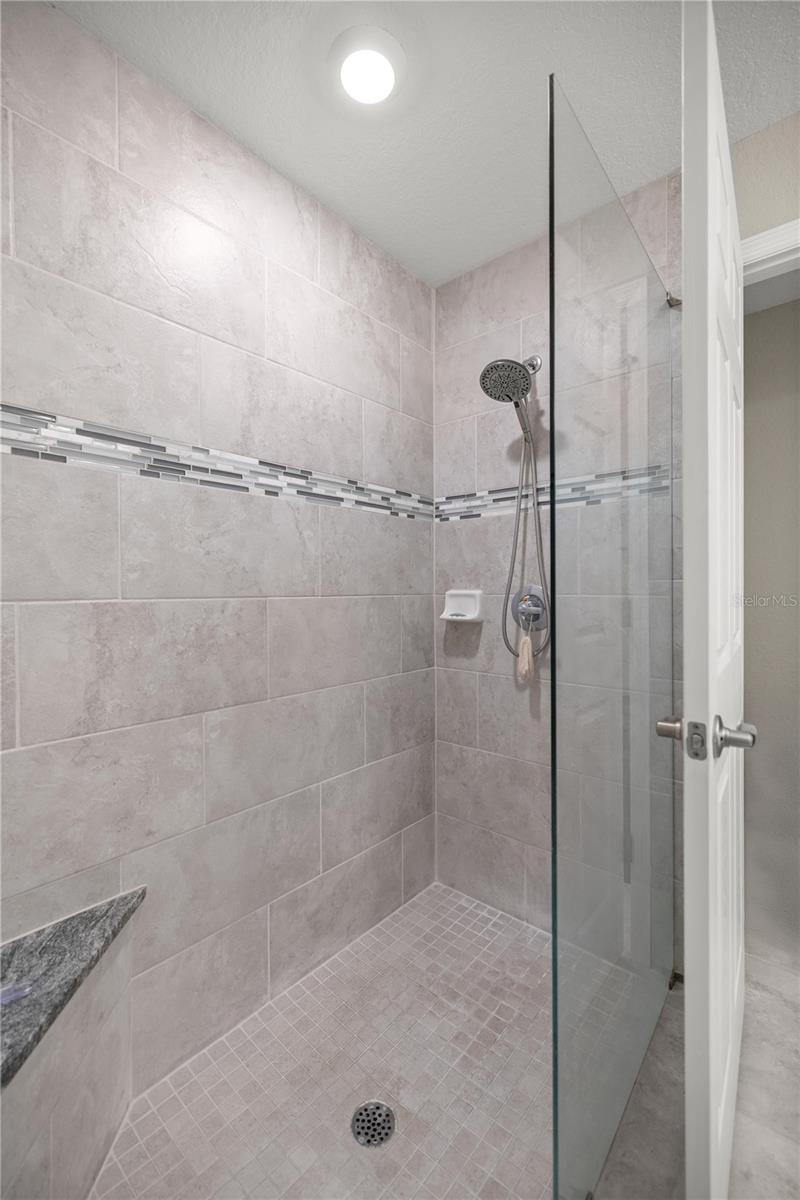 KINGSLAND COUNTRY ESTATE - Residential