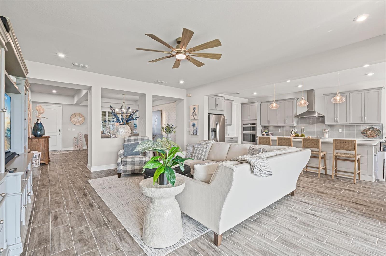 RENAISSANCE/WEST VLGS PH 2B & - Residential