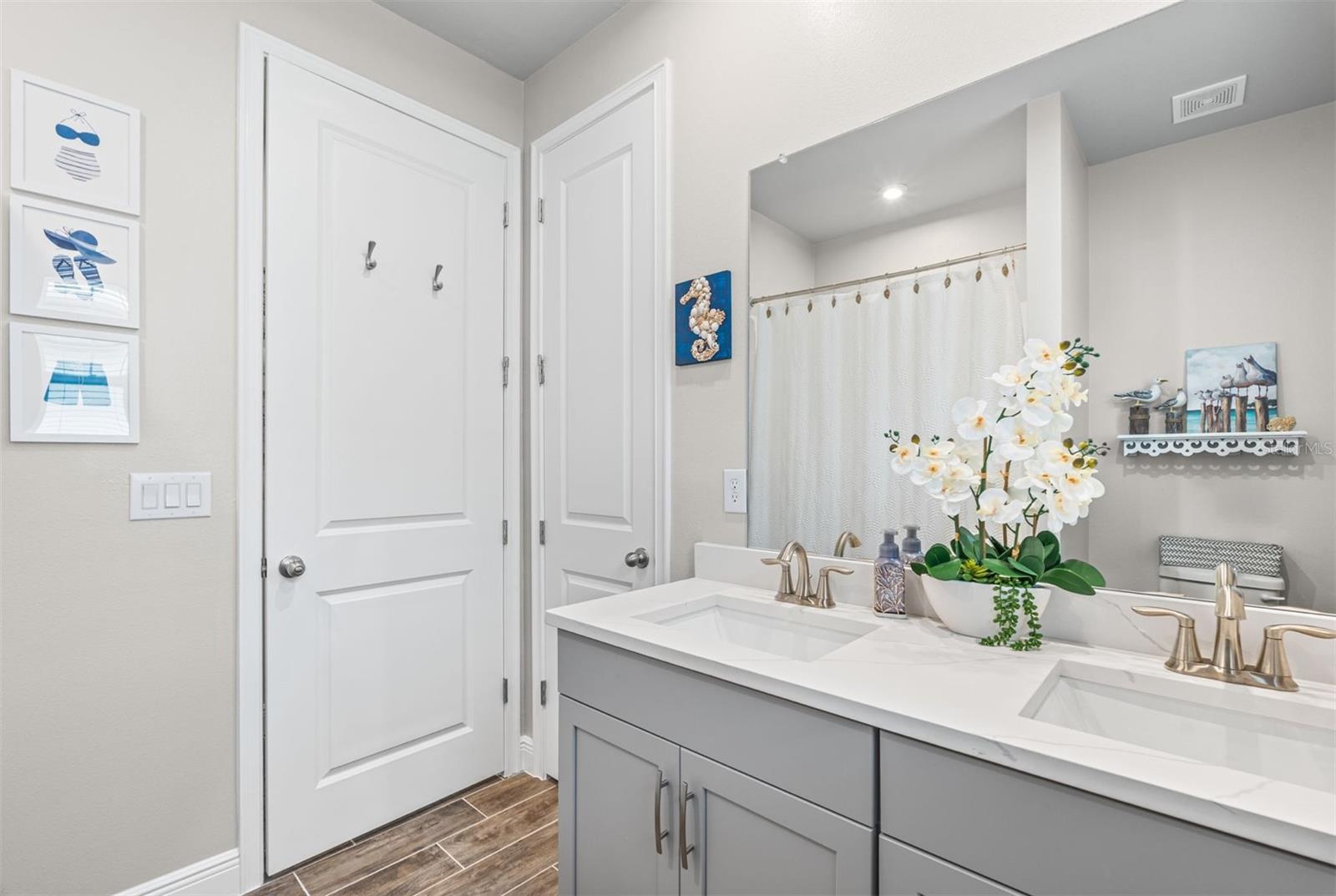 RENAISSANCE/WEST VLGS PH 2B & - Residential