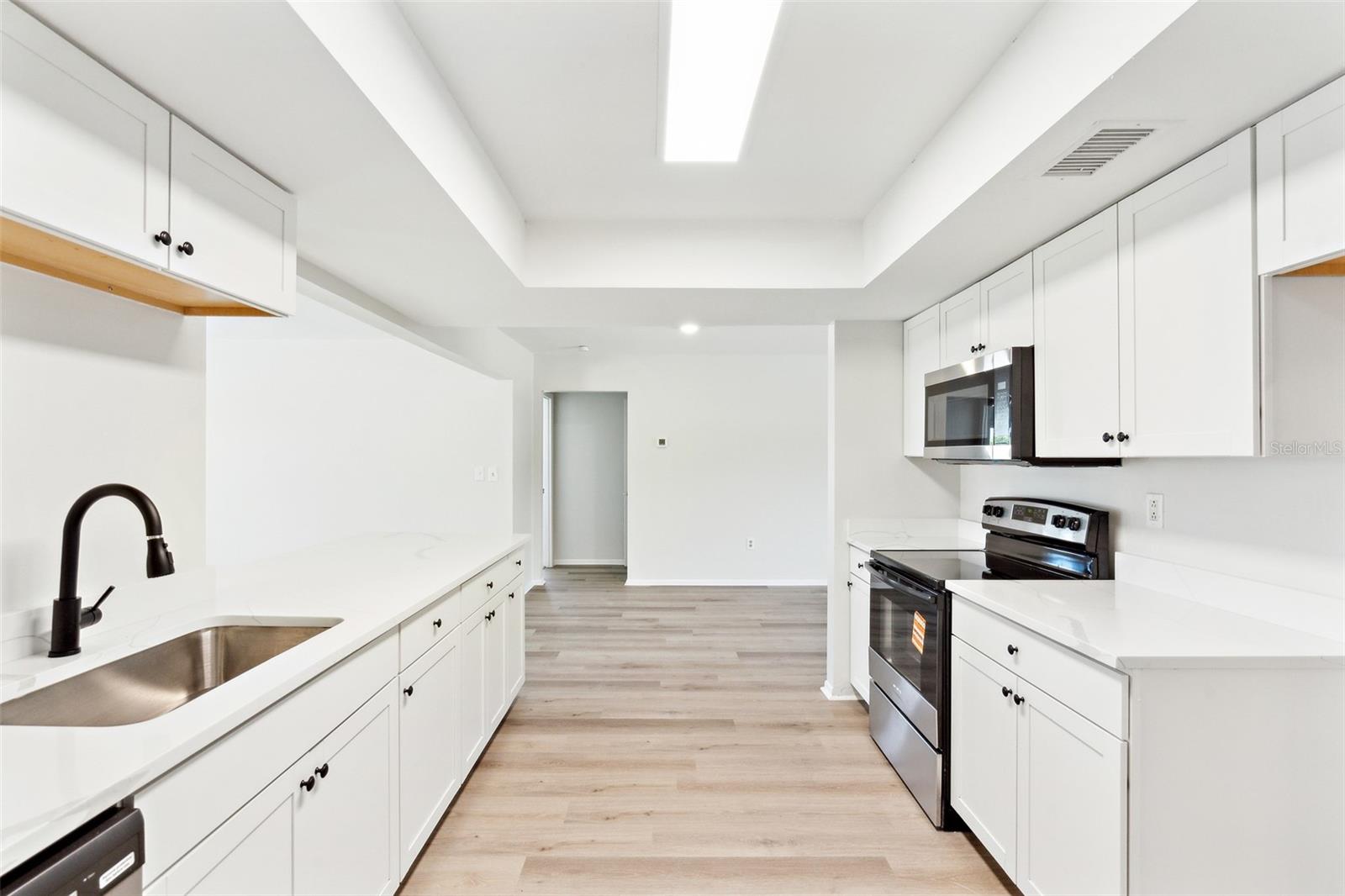 315 DORCHESTER DRIVE