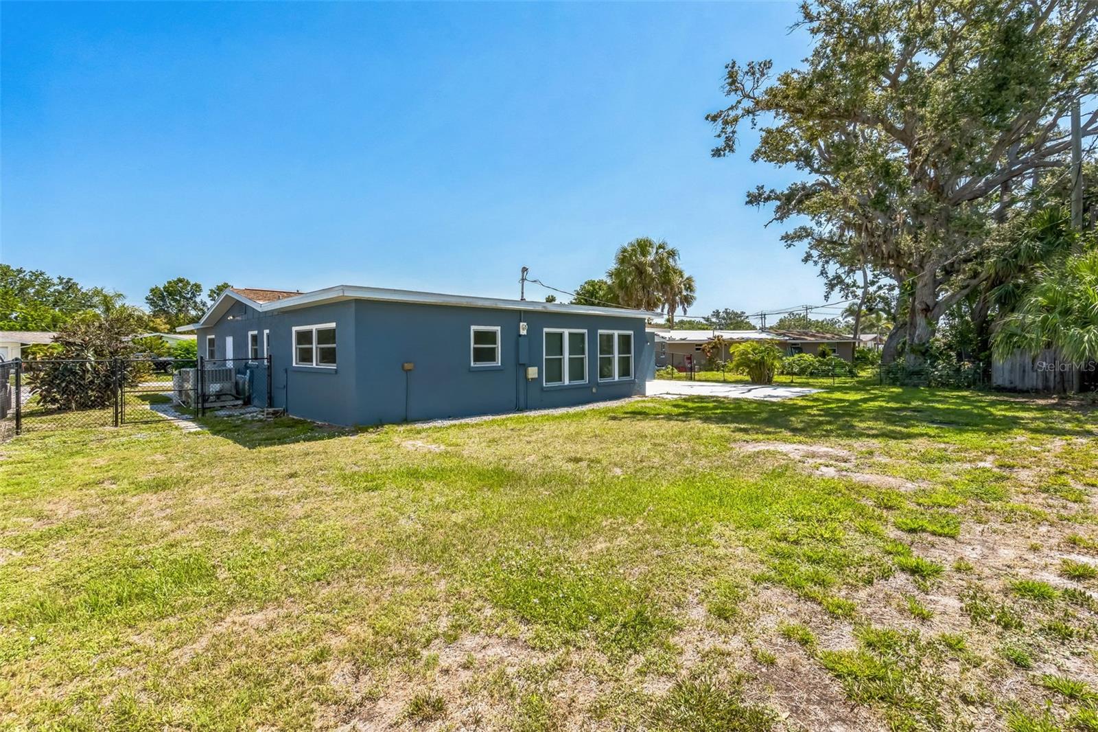 VENICE EAST SEC 1 1ST ADD - Residential