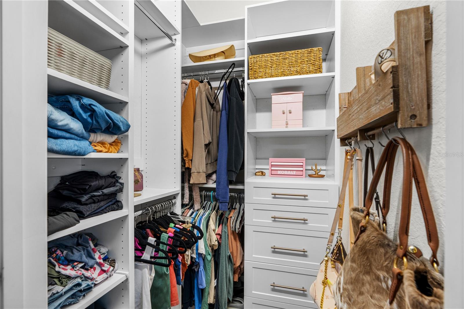 BROKEN BOW ESTATES - Residential